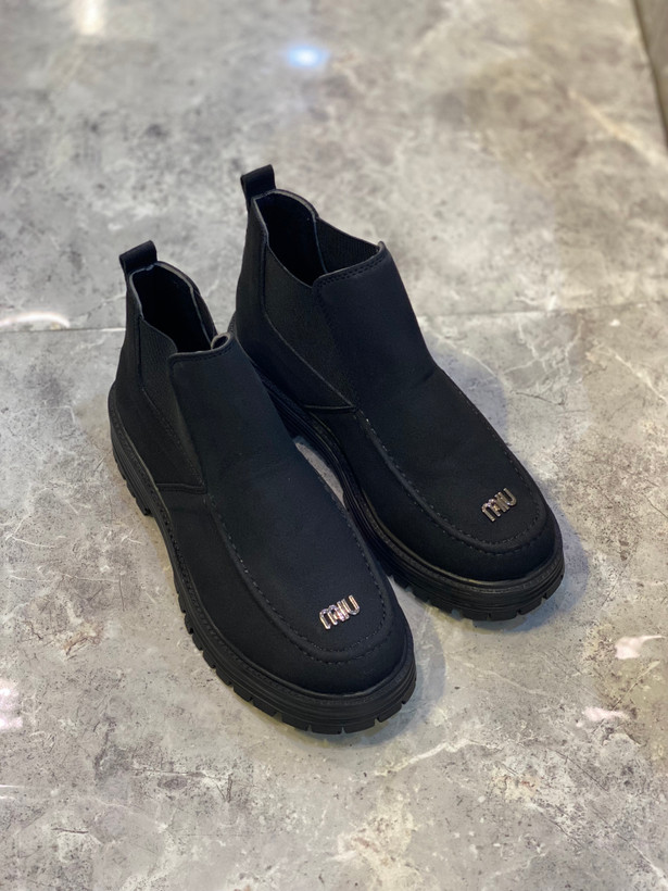 نیمبوت زنانه زیره پیو miu miu سایز 37 تا 40