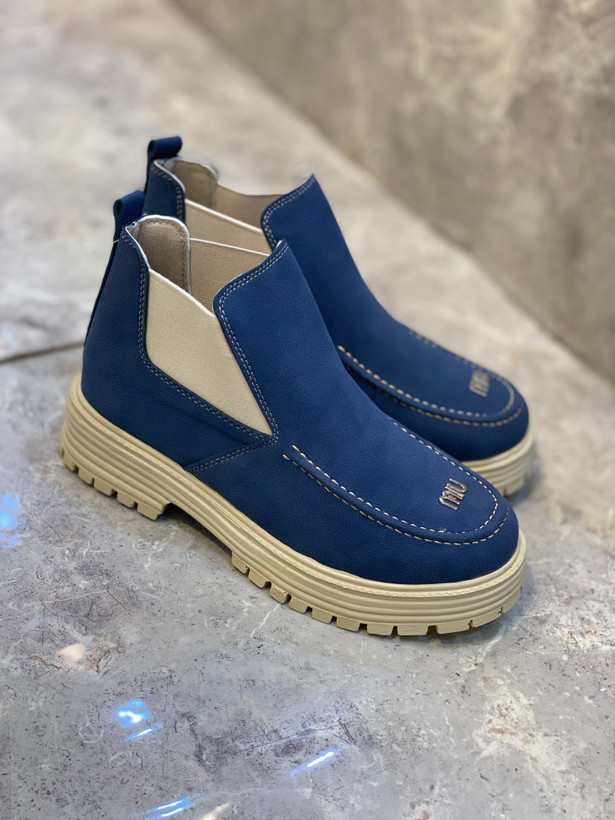 نیمبوت زنانه زیره پیو miu miu سایز 37 تا 40
